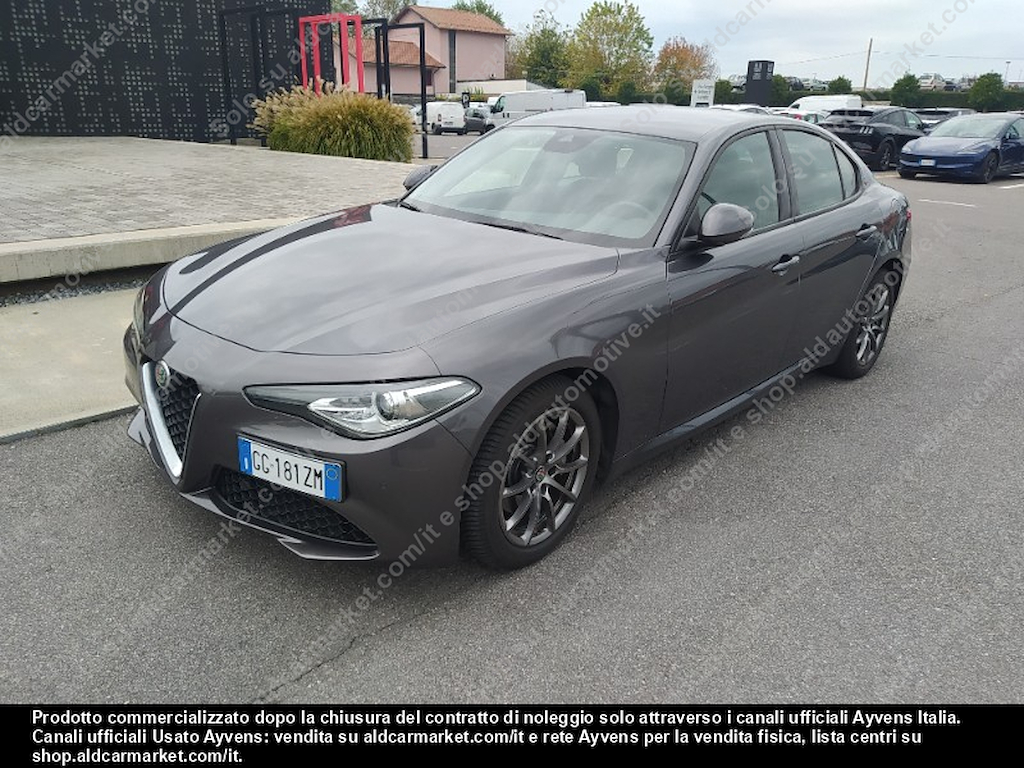 Alfa Romeo Giulia 2.2 Turbo Diesel 160CV Business AT8 Sedan 4-door (Euro 6D) -