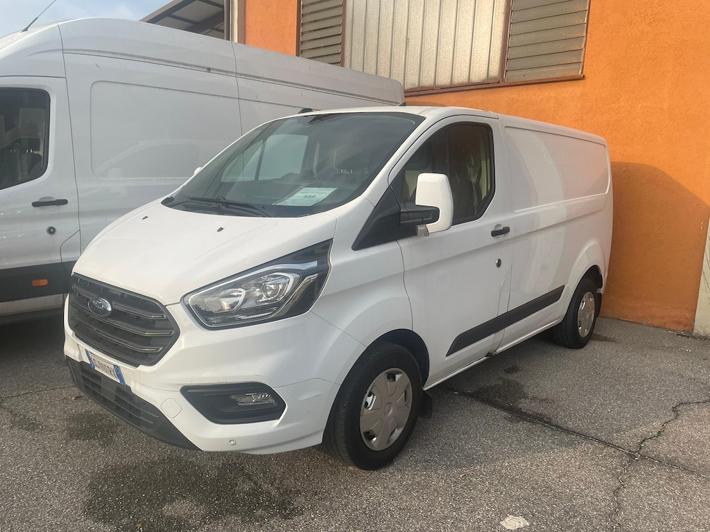 Ford Transit Custom 300 L1H1 TREND 2.0 ECOBLUE HYBRID130 CV FP -