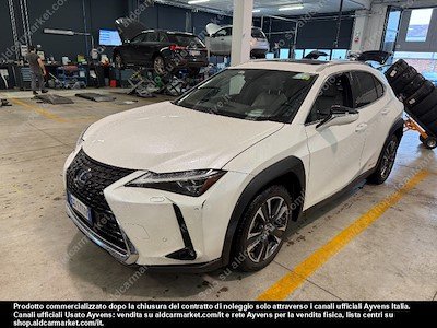 Achetez LEXUS LEXUS UX HYBRID LUXURY 4WD sur Ayvens Carmarket