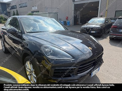 Kupi PORSCHE PORSCHE CAYENNE COUPE 3.0 V6 E-HYBRID(PC) na Ayvens Carmarket