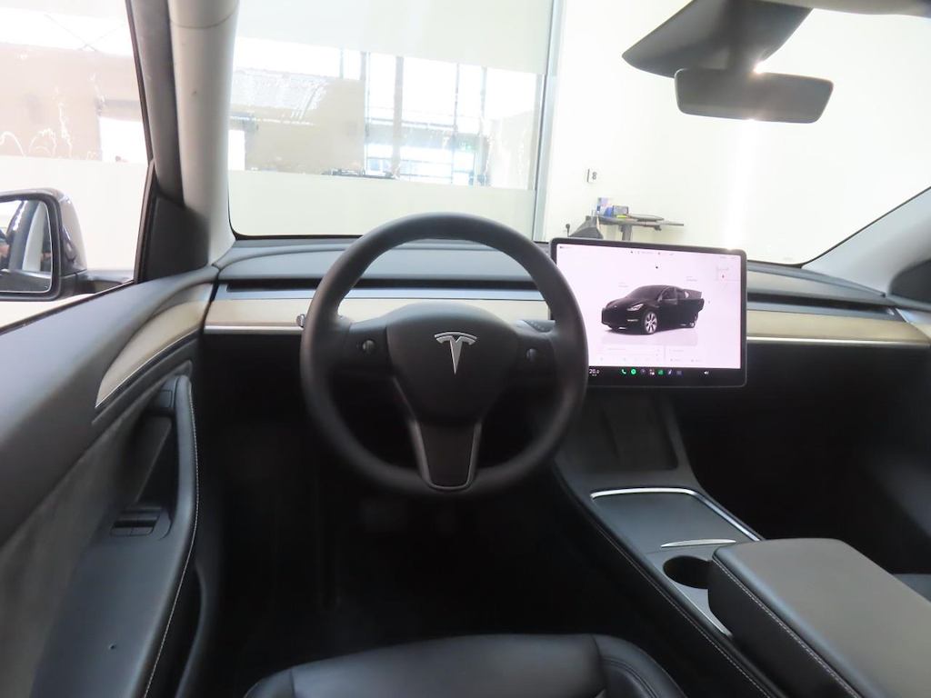 Foto 4 van Tesla Model Y