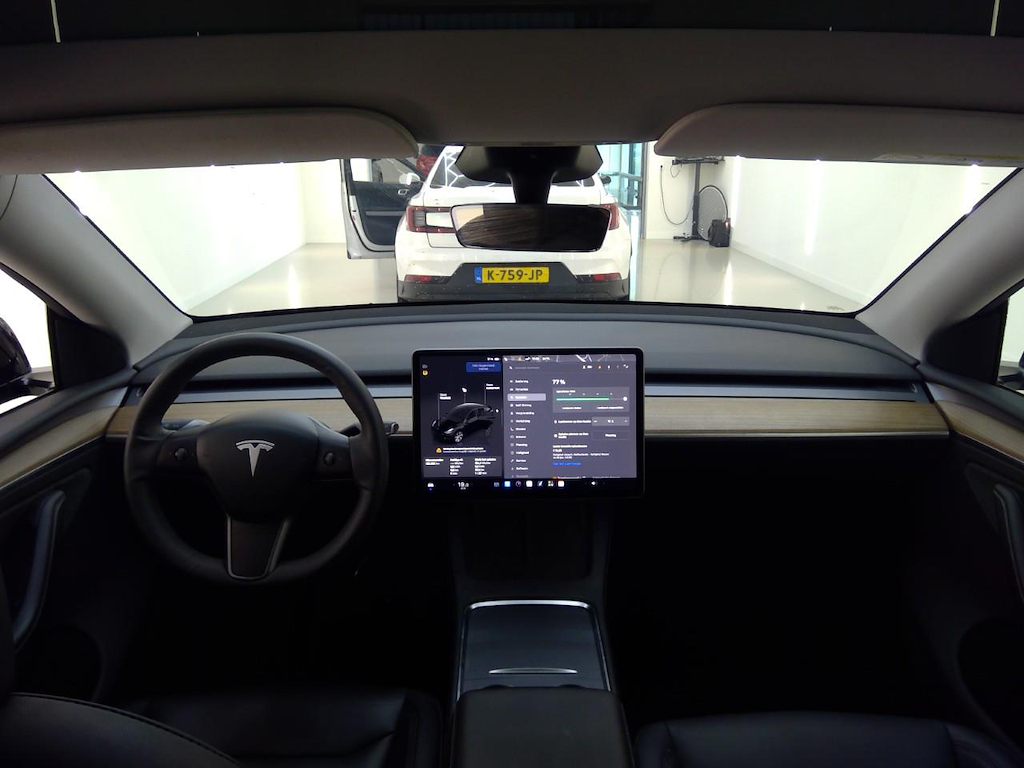 Foto 4 van Tesla Model Y