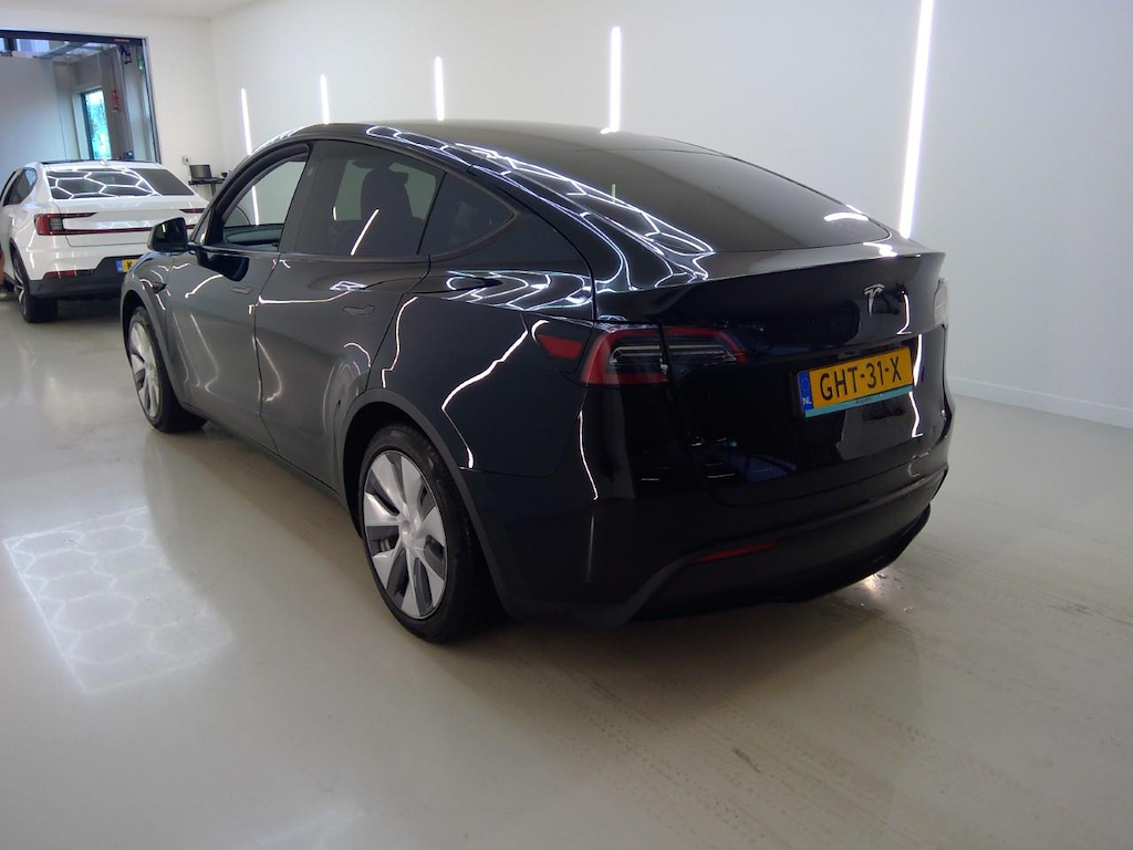 Foto 7 van Tesla Model Y