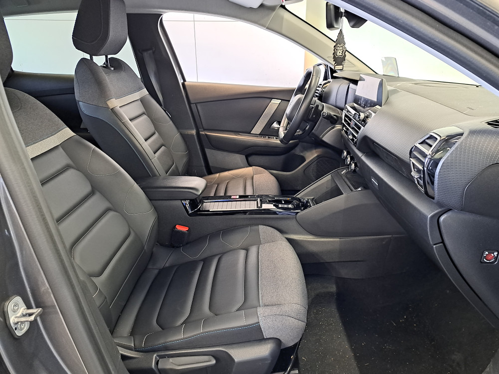 Citroën C4 CITROËN   PureTech 130ch S&S Shine EAT8