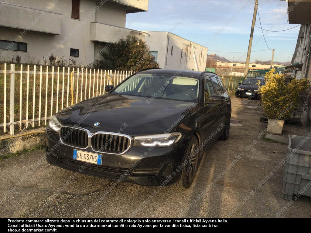 BMW 5 Series SW 520D XDRIVE BUSINESS AUTO MH48V TOURING FP -