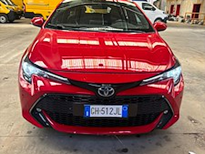 Koupit TOYOTA TOYOTA COROLLA SW N1 TS HYBRID BUSINESS TECH FP na Ayvens Carmarket