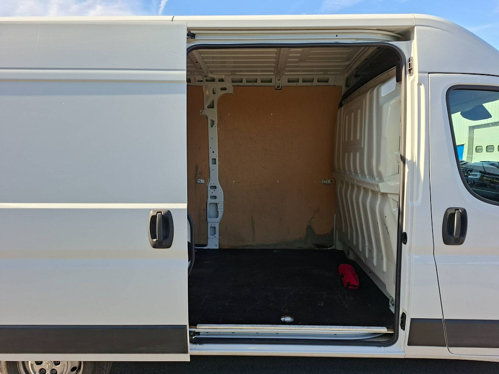 Citroën Jumper Fg 35 L2H2 2.2 BlueHDi 140 S&S Driver