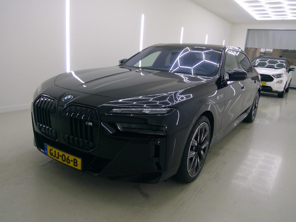 Foto 2 van BMW i7