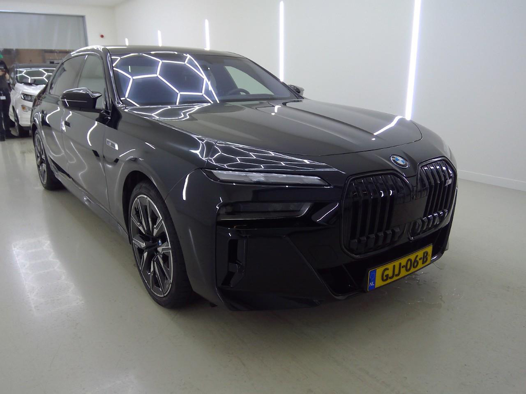 Foto 6 van BMW i7
