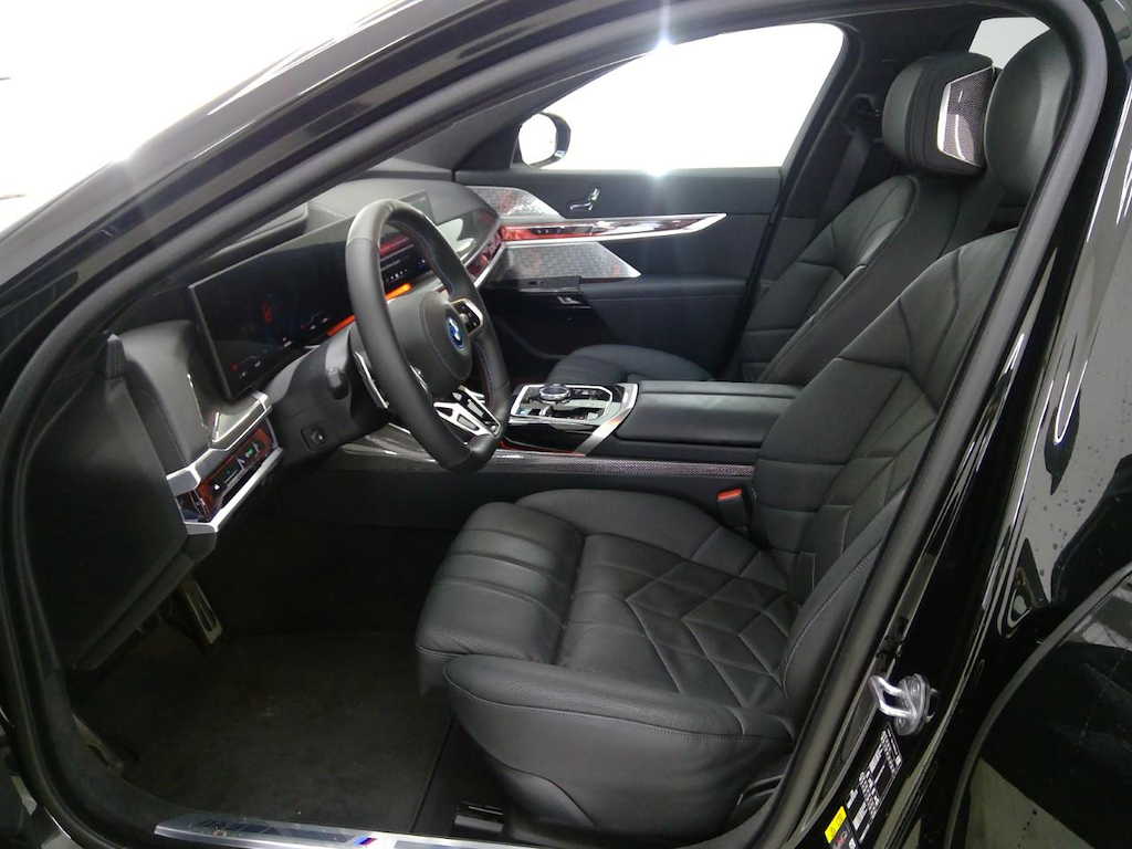Foto 8 van BMW i7