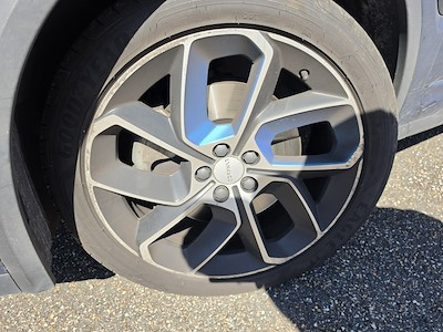 Kaufe LYNK & CO 01 bei Ayvens Carmarket