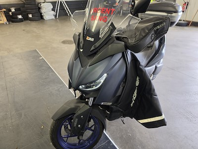 Buy YAMAHA XMAX on Ayvens Carmarket