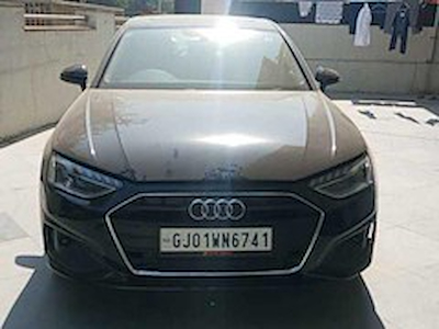 Kúpiť AUDI A4 40 TFSI Premium na Ayvens Carmarket