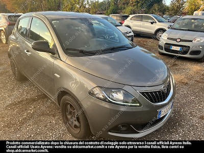 Kúpiť LANCIA LANCIA YPSILON ECOCHIC 1.0 FireFly 70cv S&S Hybrid GOLD Hatchback 5-door (Euro 6D) mild hybrid na Ayvens Carmarket