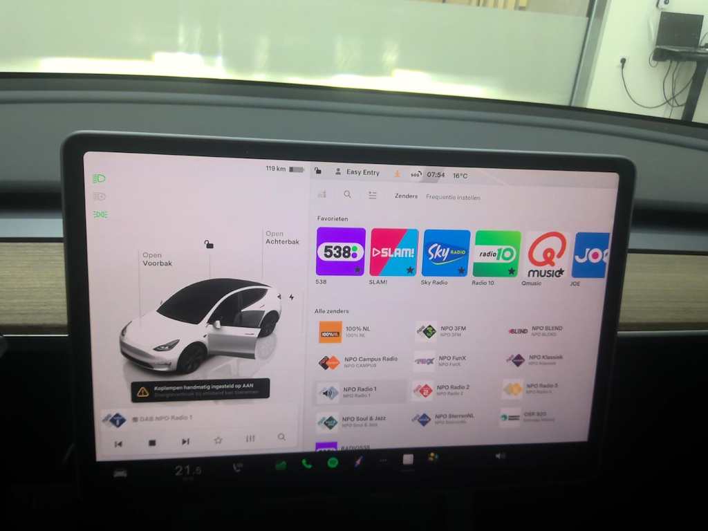 Foto 22 van Tesla Model Y