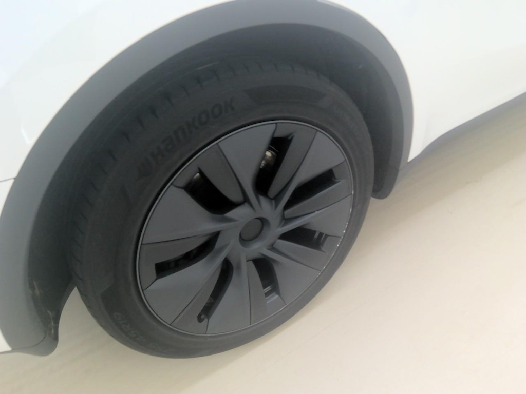 Foto 30 van Tesla Model Y