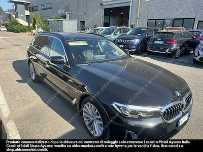 Kaufe BMW BMW SERIE 5 530e xDrive Luxury Auto Touring SW 5-door (Euro 6D) bei Ayvens Carmarket