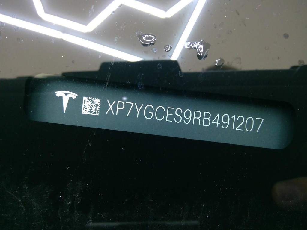 Foto 11 van Tesla Model Y