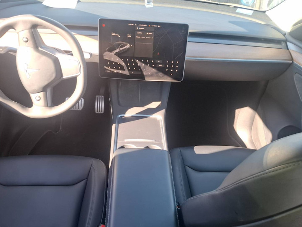 Tesla Model Y Performance AWD