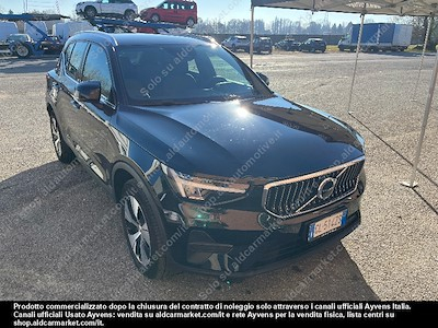 Acquista VOLVO VOLVO XC40 T4 Recharge Plug-in auto Core Sport utility vehicle 5-door (Euro 6D) a Ayvens Carmarket