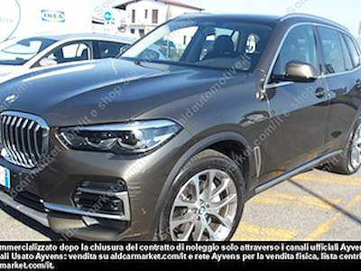 Buy BMW BMW X5 xDrive 30d MH48V Xline autom. Sport utility vehicle 5-door (Euro 6D)  on Ayvens Carmarket