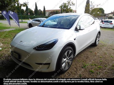 Cumpara TESLA TESLA MODEL Y 50 kWh RWD aut. Sport utility vehicle 5-door  prin Ayvens Carmarket