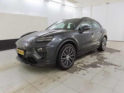Buy PORSCHE Macan on Ayvens Carmarket