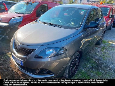 Achetez LANCIA LANCIA YPSILON (PC) 1.0 FIREFLY 70CV S&S HYBRID GOLD FP sur Ayvens Carmarket