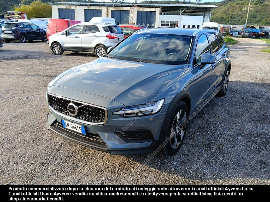 Volvo V60 CROSS COUNT B4 D AWD AUTOM. CORE FP -