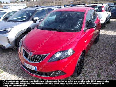 Kaufe LANCIA LANCIA YPSILON (PC) 1.0 FIREFLY 70CV HYBRID GOLD FP bei Ayvens Carmarket