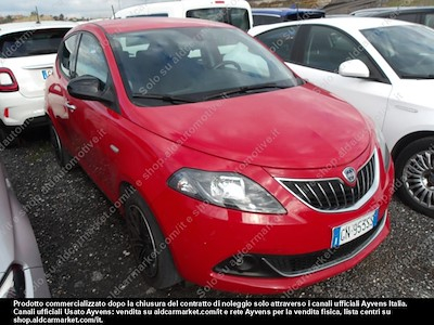 Kaufe LANCIA LANCIA YPSILON (PC) 1.0 FIREFLY 70CV HYBRID GOLD FP bei Ayvens Carmarket