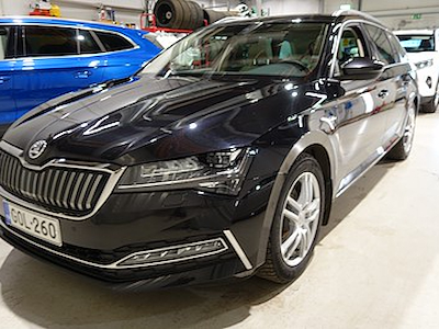 Kaufe SKODA SUPERB bei Ayvens Carmarket