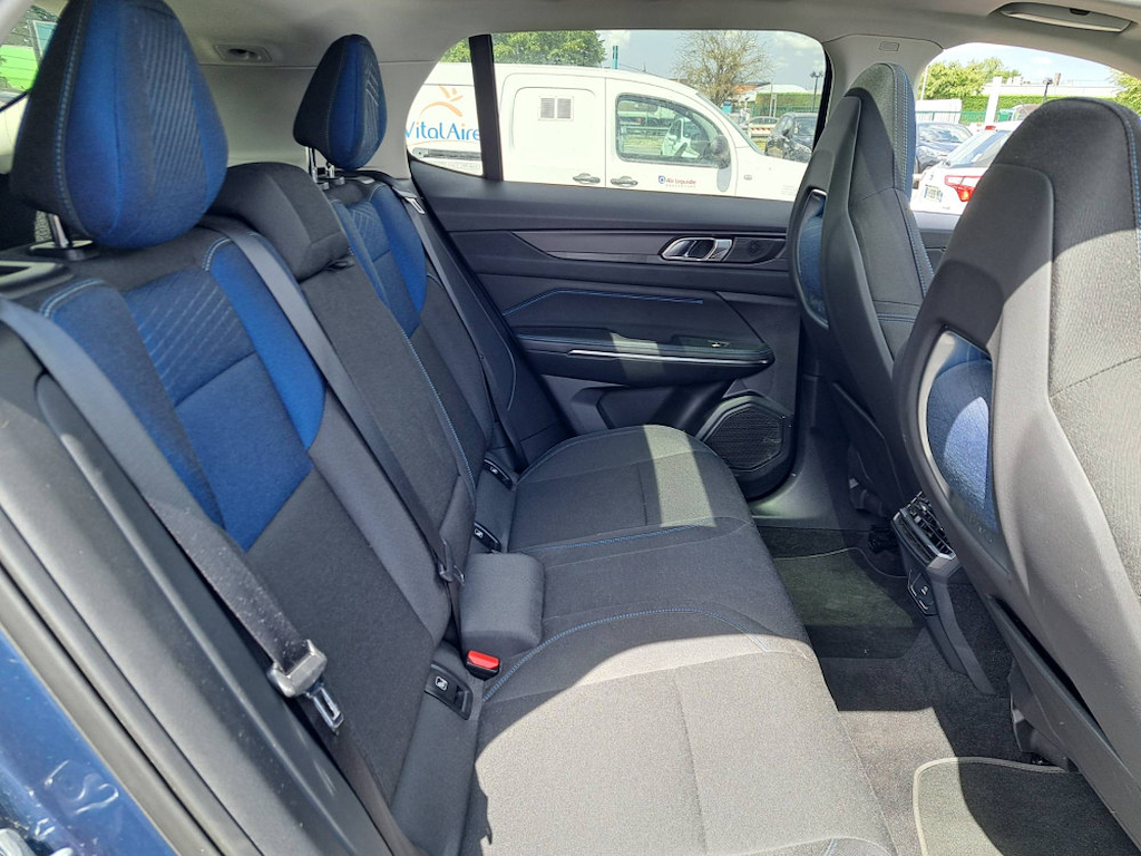Lynk & Co 01 1.5 PHEV 261ch DCTH 7