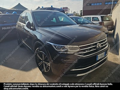 Kaufe VOLKSWAGEN VOLKSWAGEN TIGUAN 2.0 TDI SCR 110KW ELEGANCE DSG FP bei Ayvens Carmarket