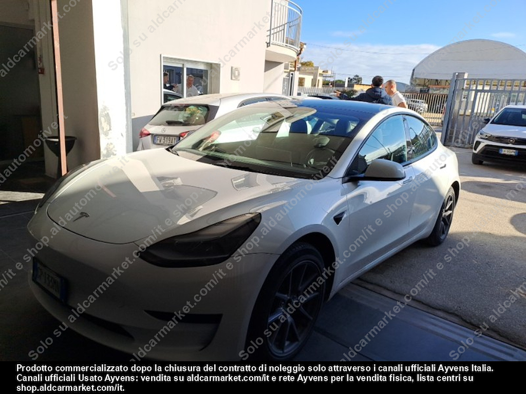Tesla Model 3 50 kWh RWD Sedan 4-door -