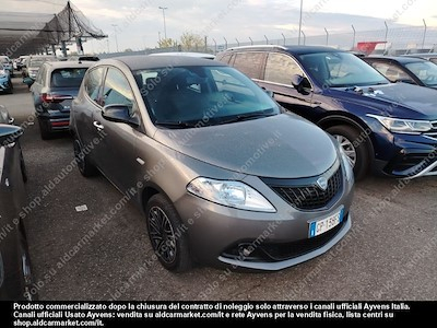 Achetez LANCIA LANCIA YPSILON 1.0 FireFly 70cv Hybrid Silver Plus Hatchback 5-door  sur Ayvens Carmarket