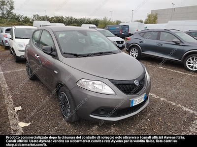 Compra LANCIA LANCIA YPSILON 1.0 FireFly 70cv Hybrid Silver Plus Hatchback 5-door  en Ayvens Carmarket