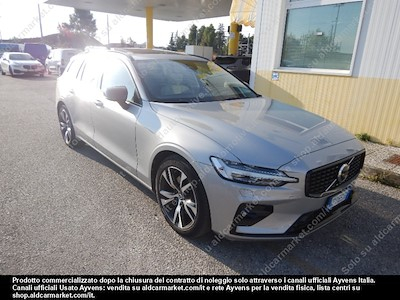 Kaufe VOLVO VOLVO V60 B3 AUTOM. PLUS DARK FP bei Ayvens Carmarket