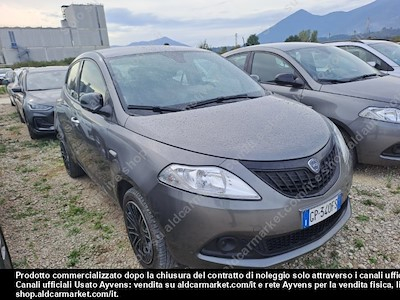 Achetez LANCIA LANCIA YPSILON 1.0 FireFly 70cv Hybrid Silver Plus Hatchback 5-door  sur Ayvens Carmarket