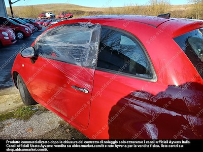 Kaufe FIAT FIAT 500 1.0 70cv Ibrido Hatchback 3-door  bei Ayvens Carmarket