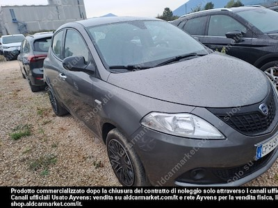Achetez LANCIA LANCIA YPSILON 1.0 FireFly 70cv Hybrid Silver Plus Hatchback 5-door  sur Ayvens Carmarket