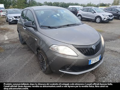 Achetez LANCIA LANCIA YPSILON 1.0 FireFly 70cv Hybrid Silver Plus Hatchback 5-door  sur Ayvens Carmarket
