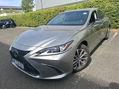 Köp LEXUS ES på Ayvens Carmarket