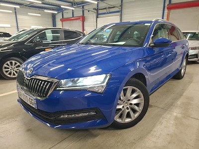 Achetez SKODA SUPERB COMBI sur Ayvens Carmarket