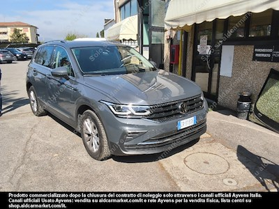 Acquista VOLKSWAGEN VOLKSWAGEN TIGUAN 2.0 TDI SCR 110KW Life DSG Sport utility vehicle 5-door (Euro 6D) a Ayvens Carmarket