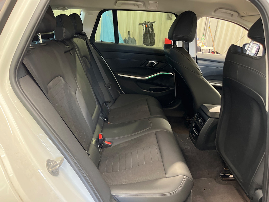 BMW 3 Series Série 3 Touring 320eA xDrive 204ch Business Design