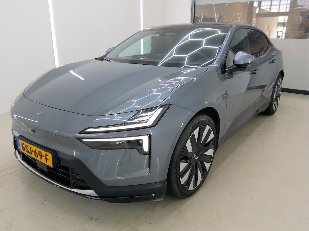 Foto 2 van Polestar 4