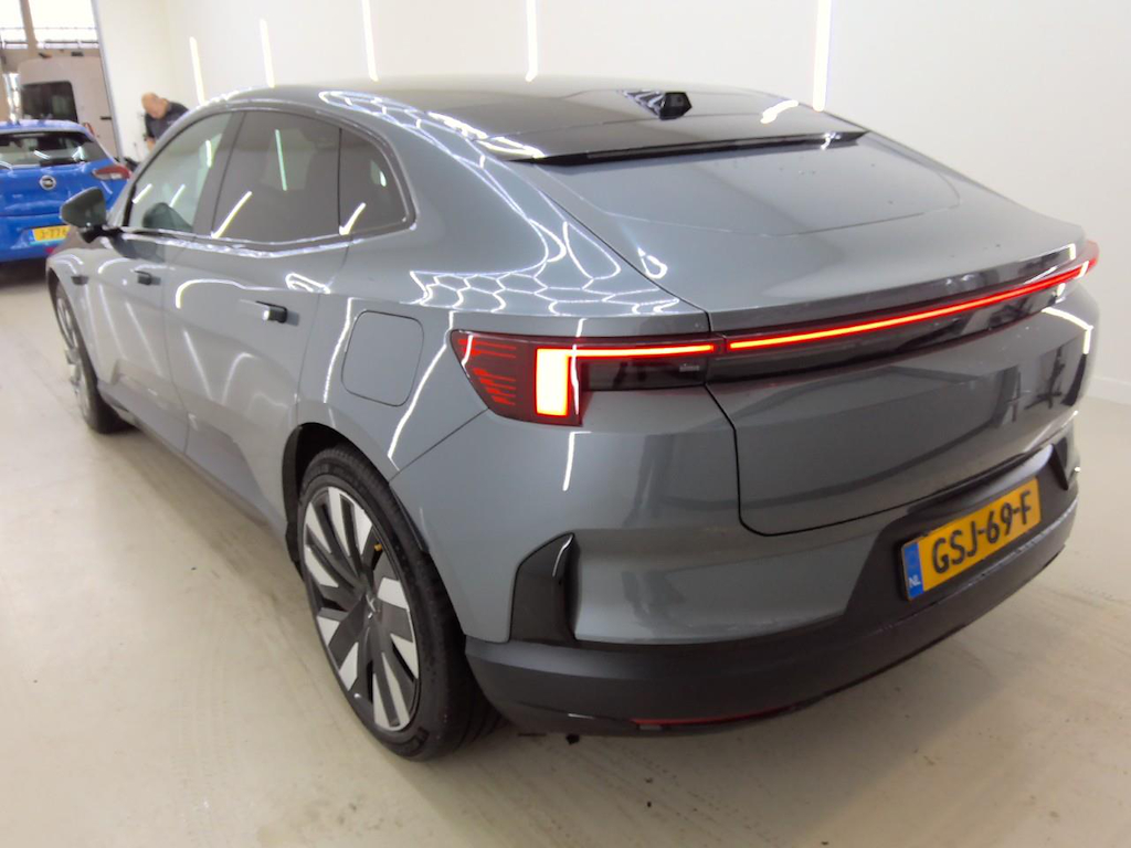 Foto 7 van Polestar 4
