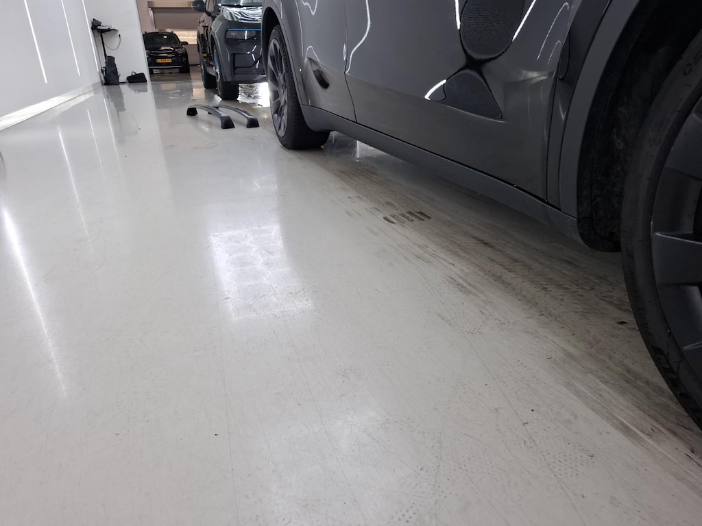 Foto 17 van Tesla Model Y
