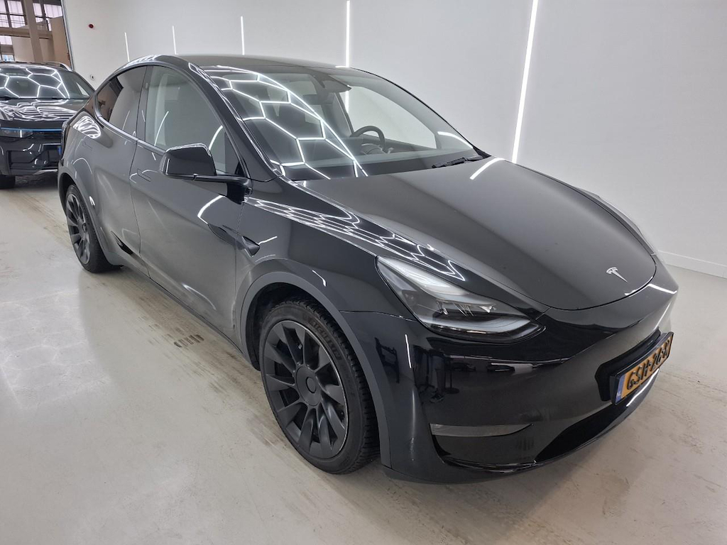 Foto 6 van Tesla Model Y